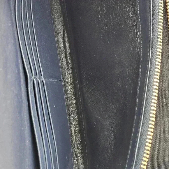 YSL Cobalt Bleu Cassandra  Long Wallet - Picture 16 of 16